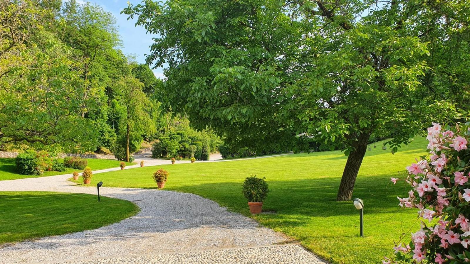 Hotel Relais I Due Roccoli Iseo Esterno foto